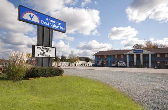 Sign for Americas Best Value Inn outside the inn