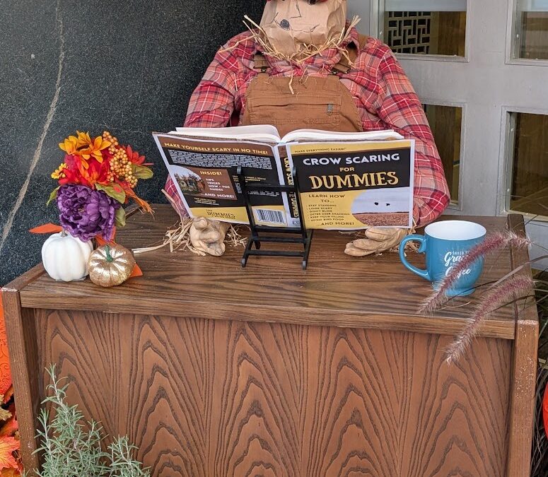 🎃 2025 Uptown Roxboro Scarecrow Contest – Vote for Your Favorite! 🍂